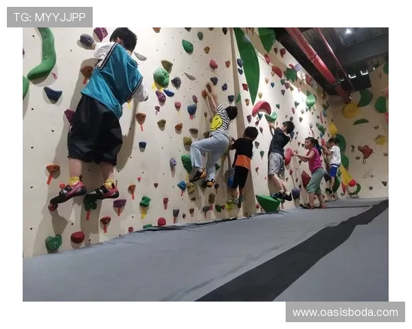 成都滑板队在攀岩联赛中的精彩表现与实力分析