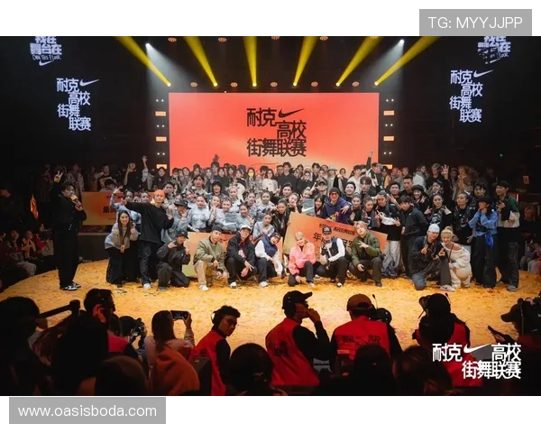 成都街舞队技术解析与风格探讨引领街舞新潮流